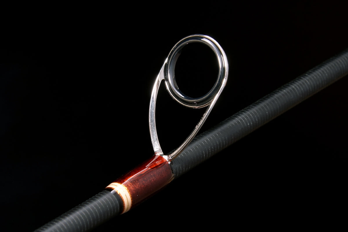 Canne à lancer multiple Megabass Valkyrie World Expedition